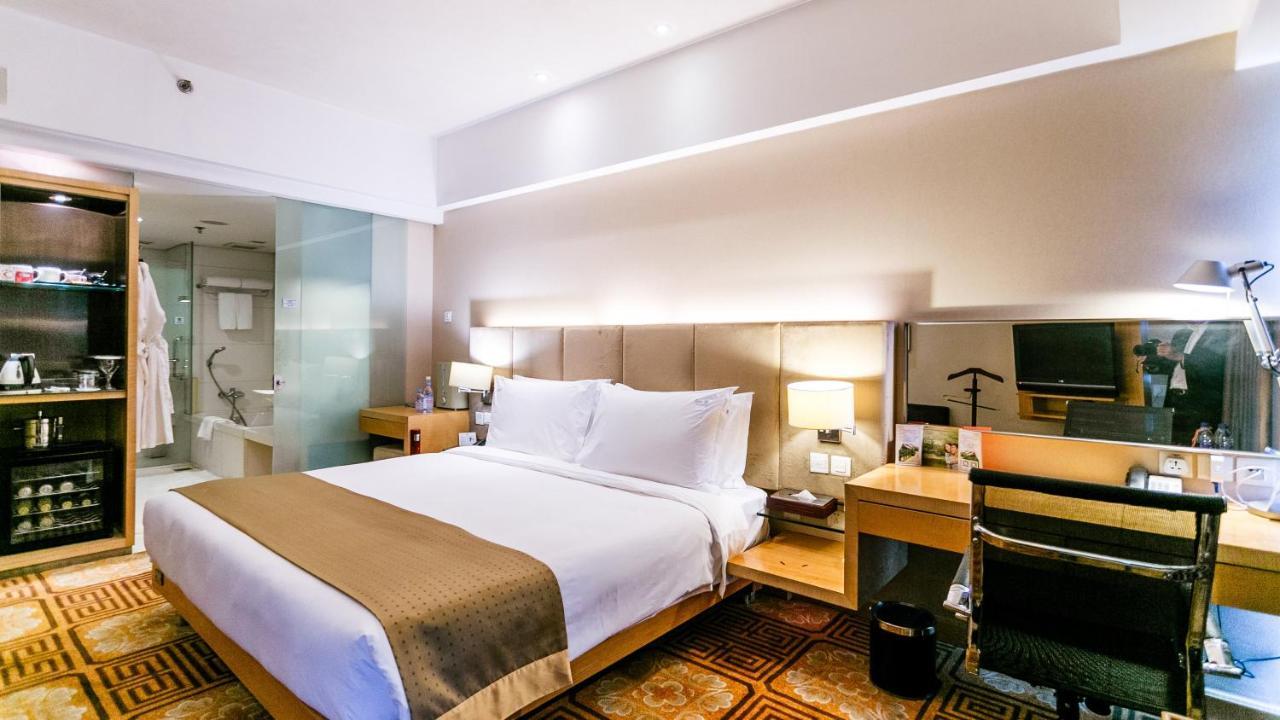 Holiday Inn Binhai Tianjin Chambre photo