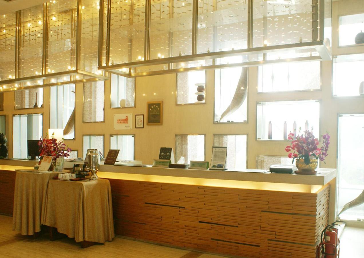 Holiday Inn Binhai Tianjin Extérieur photo