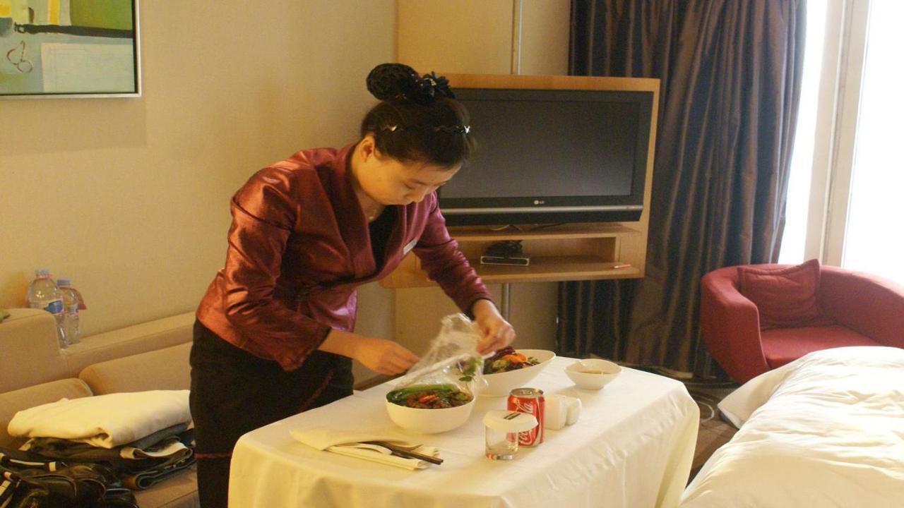 Holiday Inn Binhai Tianjin Extérieur photo