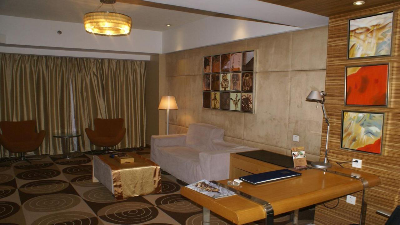 Holiday Inn Binhai Tianjin Extérieur photo