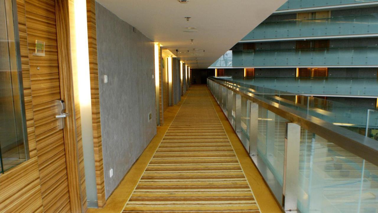 Holiday Inn Binhai Tianjin Extérieur photo