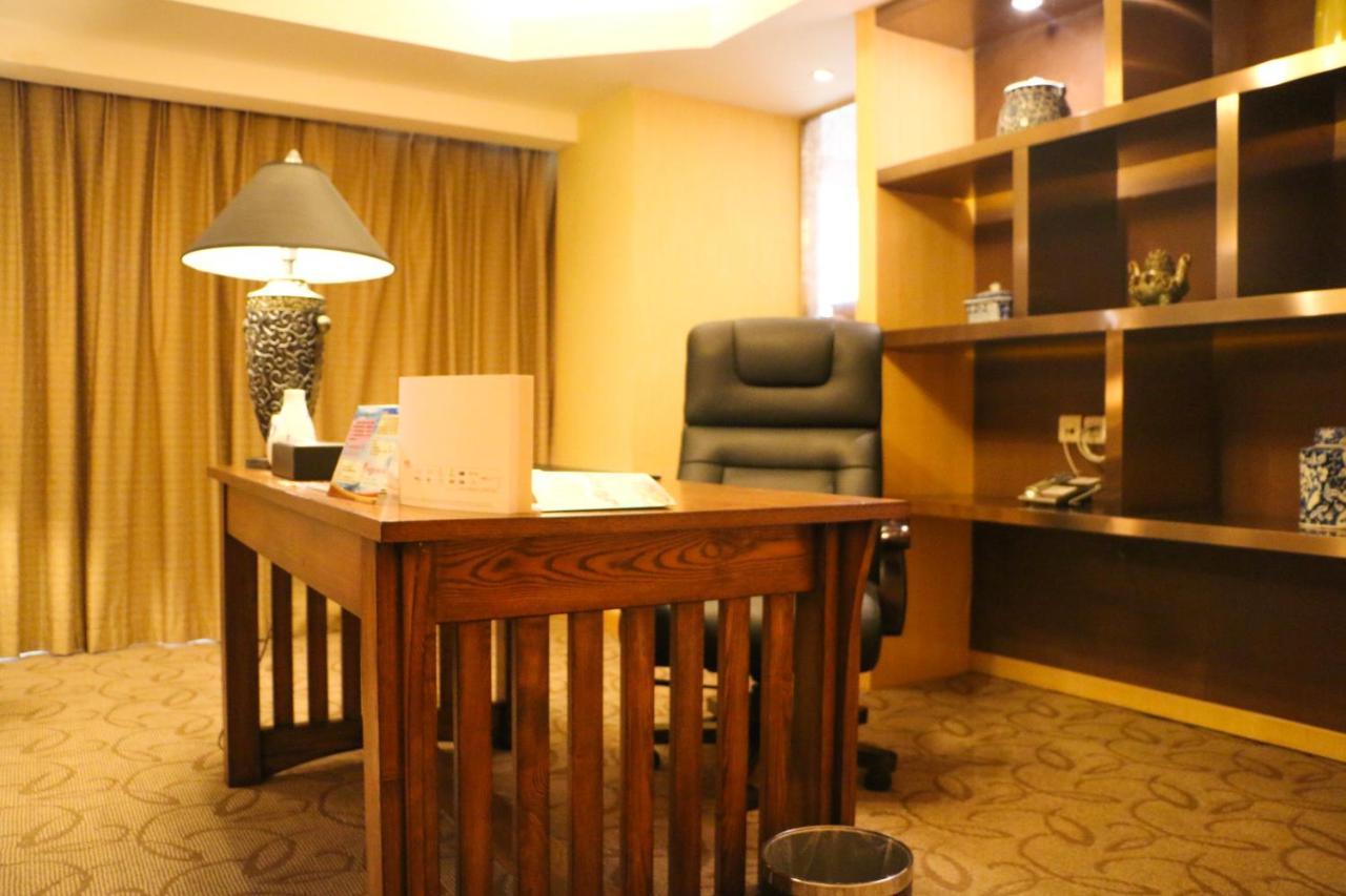 Holiday Inn Binhai Tianjin Extérieur photo