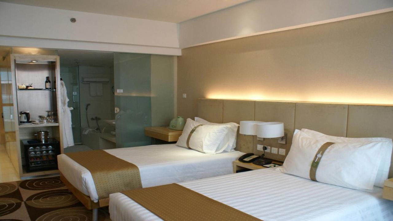 Holiday Inn Binhai Tianjin Extérieur photo