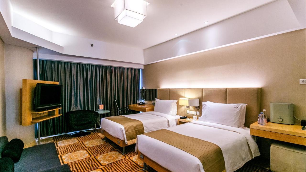 Holiday Inn Binhai Tianjin Extérieur photo