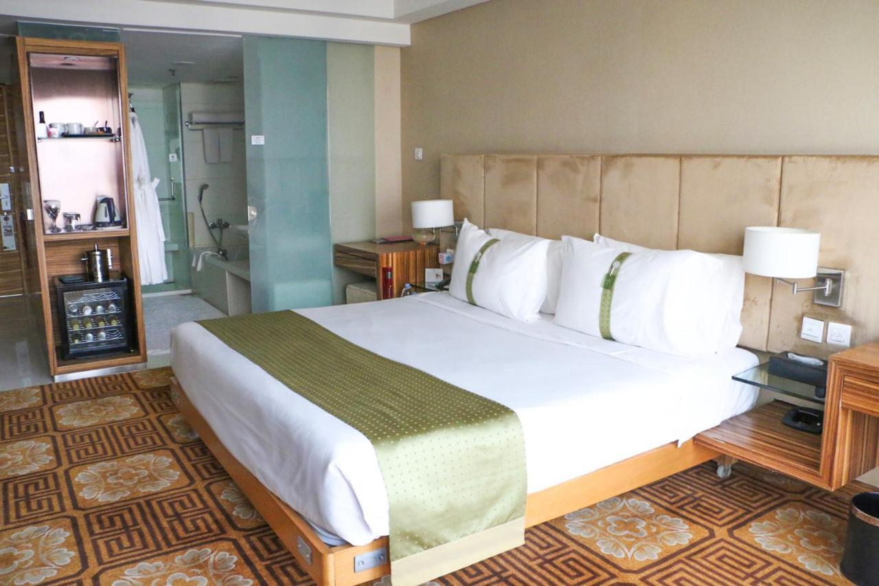 Holiday Inn Binhai Tianjin Extérieur photo
